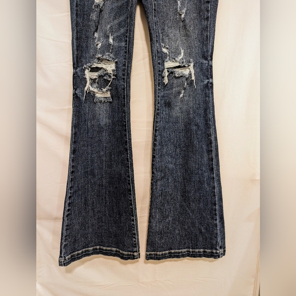 Judy Blue Jeans Womens 5/27  Blue Denim Trouser Flare Button Fly Distressed - Picture 2 of 10